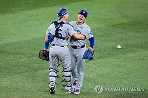 '<b>야마모토</b>야 우짜긋노'→'함 해보입시더' WS 3승 <b>야마모토</b>의 <b>투혼</b>이 만...