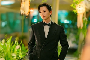 '로맨스 장인' 이준호, 이번엔 오피스물로 여심 저격 ('<b>태풍상사</b>')