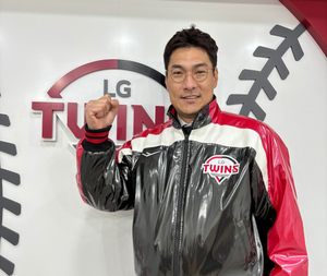 '113홀드' LG 프랜차이즈 스타 <b>이동현</b>, <b>투수코치</b>로 친정팀 복귀