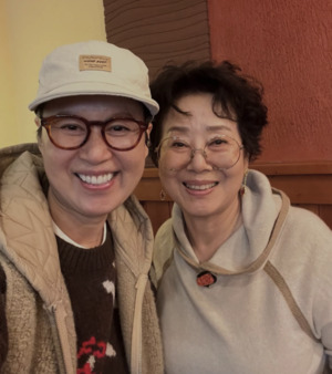 '암투병' <b>박미선</b>, '민머리' 그대로 <b>선우용여</b>와 재회… "눈물이 나"