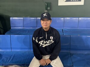 운명의 <b>한일전</b> 앞둔 류지현 감독 "2006 WBC와 비슷한 향기 느껴"