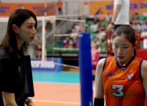 <b>김연경</b>, '<b>신인감독 김연경</b>' 촬영 이래 최다 <b>분노</b> 표출 "미친 거 아니야...