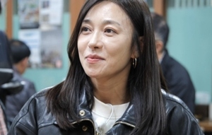 <b>장영남</b>, <b>임신</b> 숨기고 '<b>국제시장</b>' 촬영 강행 "동료들도 몰랐다"('백반기행...