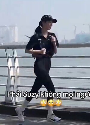<b>수지</b>, <b>베트남</b>서 레깅스 입고 <b>김선호</b>와 러닝 포착…'현혹' 촬영 중