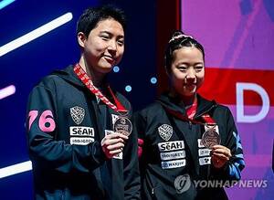 AG 9개월 전 中 연파했다… <b>신유빈</b>-<b>임종훈</b>의 <b>왕중왕전</b> 우승이 고무적인...