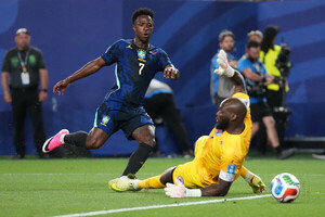 삼바 축구 부활… <b>브라질</b>, 아이티 <b>3</b>–<b>0</b> 완파·C조 1위 등극