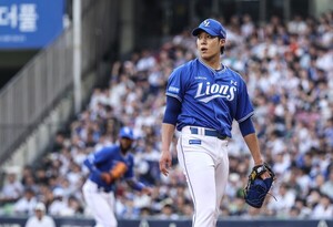 원태인 22일만에 시즌 5승-이재현 10호포… <b>삼성</b>, <b>두산</b>에 위닝 확보