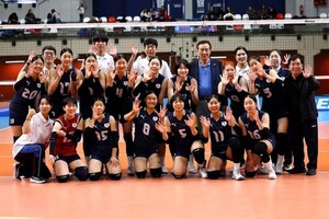 '유종의 미 향해'… <b>U</b>-<b>17 여자배구</b>, 태국 꺾고 세계선수권 5~6위 결정전행