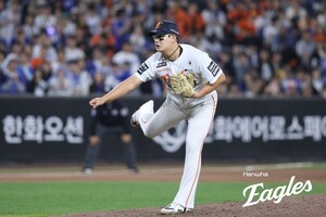제구는 OK, 구위는 물음표… <b>한화 김서현</b>, 105일만의 <b>복귀전</b> 어땠나[스한...