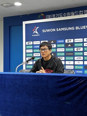 승점 50점 선점한 이정효 감독, 선수들에게 특급 칭찬 날린 사연